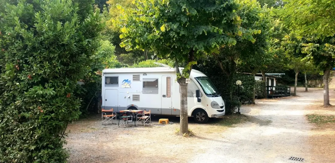 Camping dei Fiori 2 Stars★★