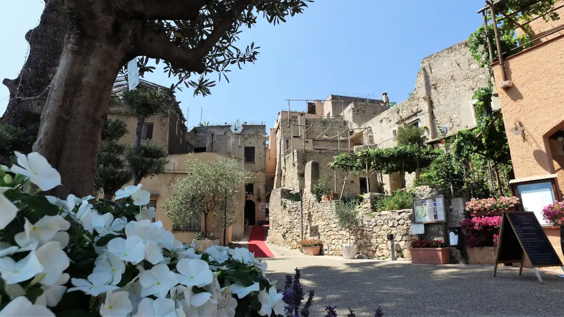 Camping dei Fiori 2 Stars★★