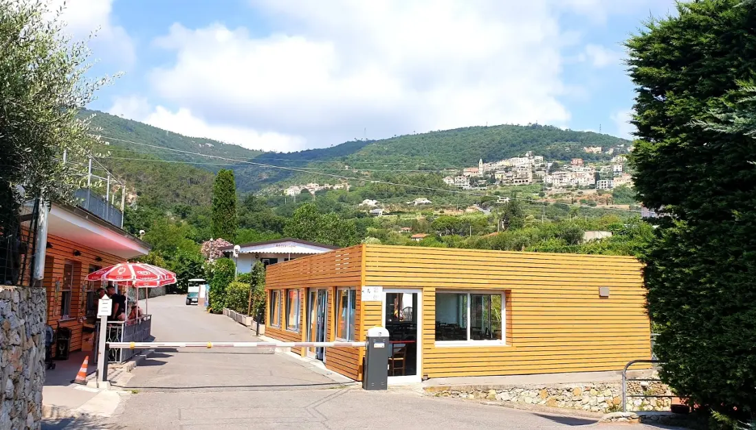 Camping dei Fiori 2 Stars★★