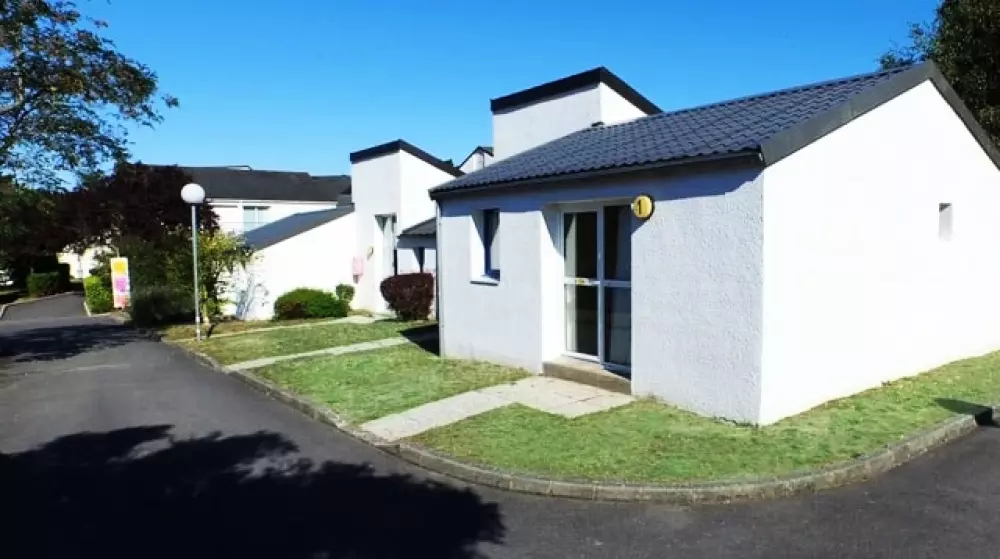 VVF Piria- sur- Mer 3 Gwiazdy★★★ 3 Gwiazdy★★★ 3 Gwiazdy★★★