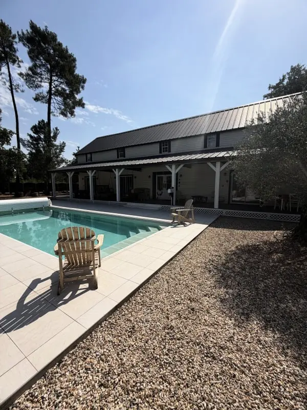Résidence 14pers - Piscine &amp; Jacuzzi - 40min Des Plages