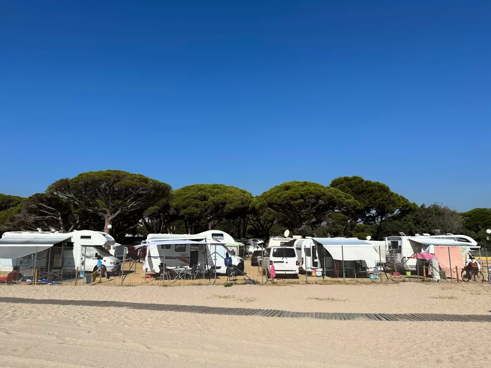 Camping Vall d 'Or 3 Gwiazdy★★★ 3 Gwiazdy★★★ 3 Gwiazdy★★★
