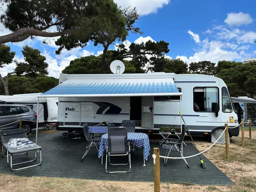 Camping Vall d 'Or 3 Gwiazdy★★★ 3 Gwiazdy★★★ 3 Gwiazdy★★★