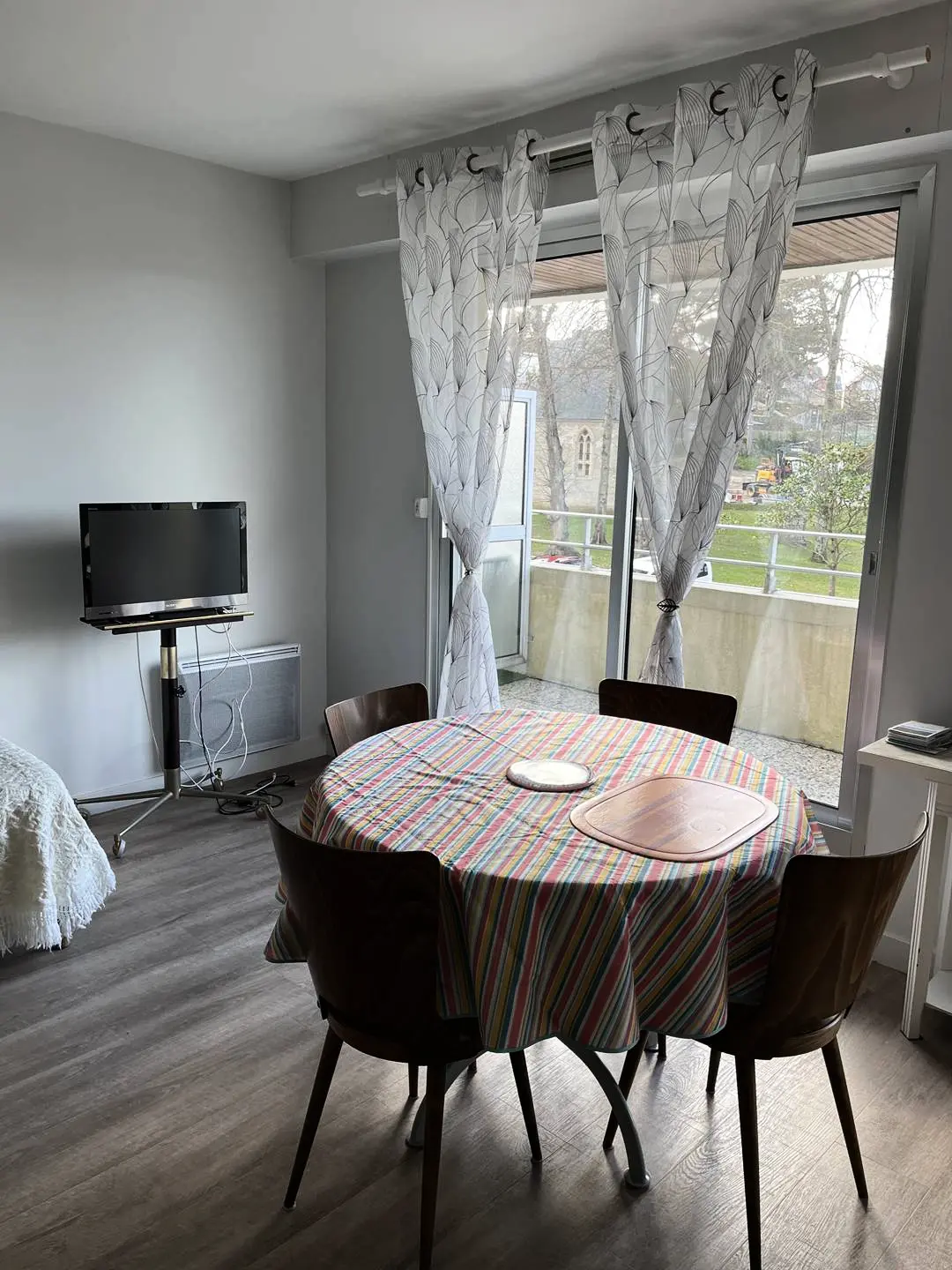 Amiraute Residence