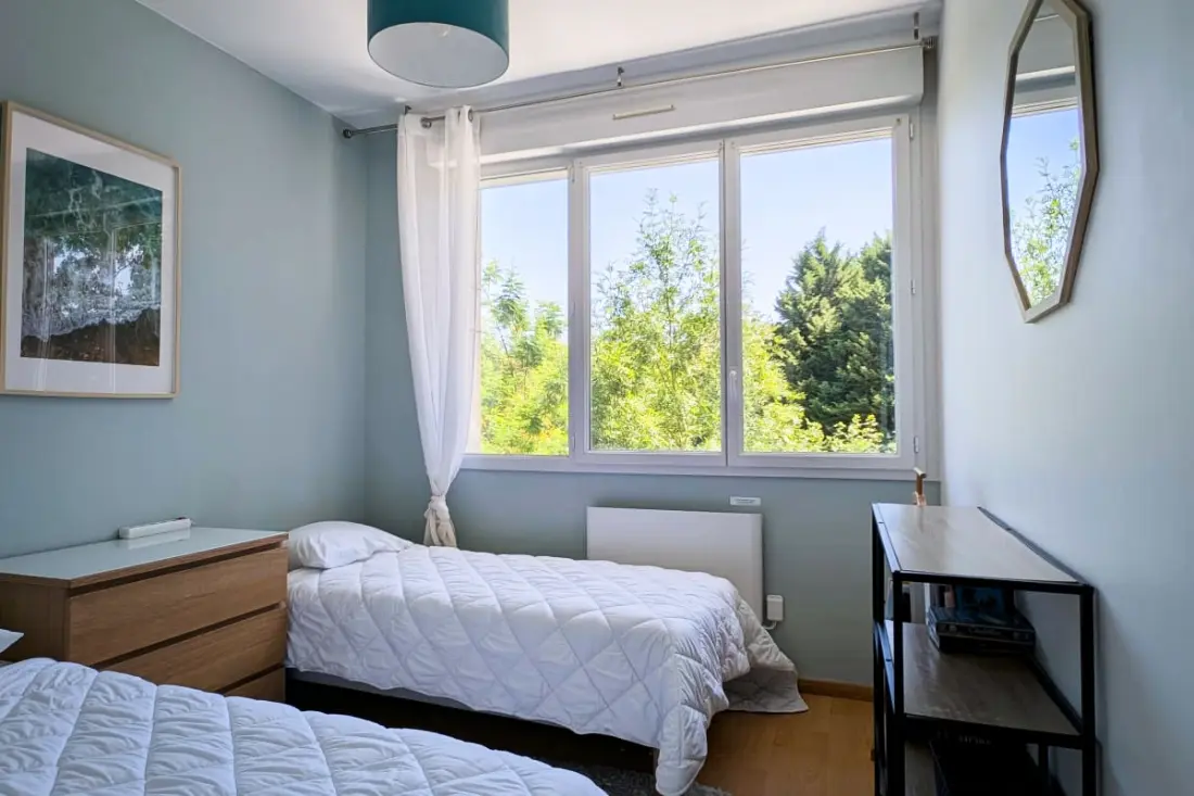 Lumineux écrin De Verdure, Pleurtuit