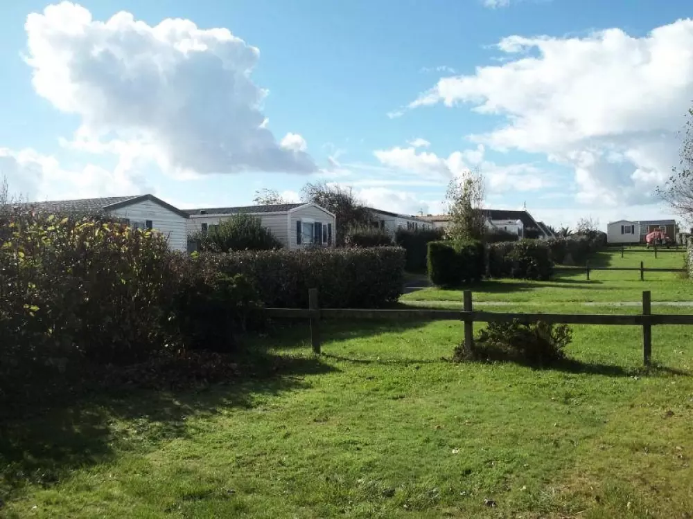 Flower Camping La Pointe du Talud 4 Sterren★★★★