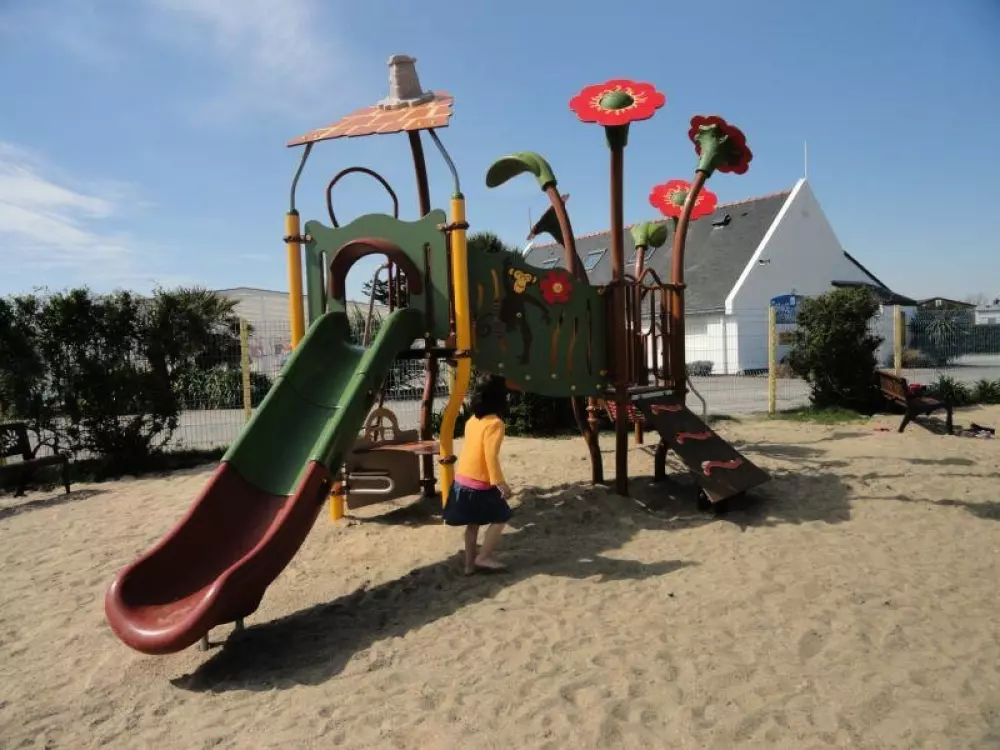 Flower Camping La Pointe du Talud 4 Sterren★★★★