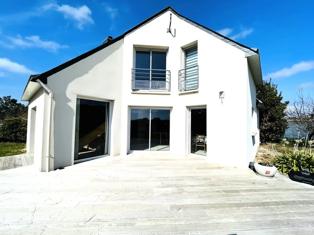 Eva-ploemeur Residence