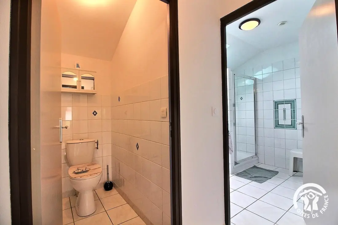 Gîte de France Le petit ploëzalais 2 épis