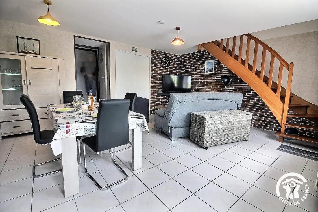 Gîte de France Le petit ploëzalais 2 épis