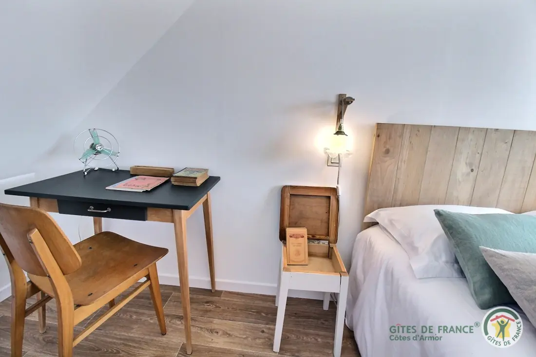 Gîte de France Die Vergangenheit komponierte 4 Ohren