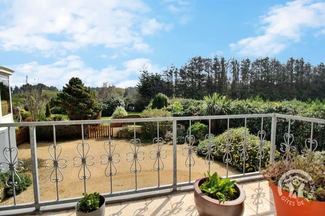 Gîte de France Arevor-Terrace 3 Ohren