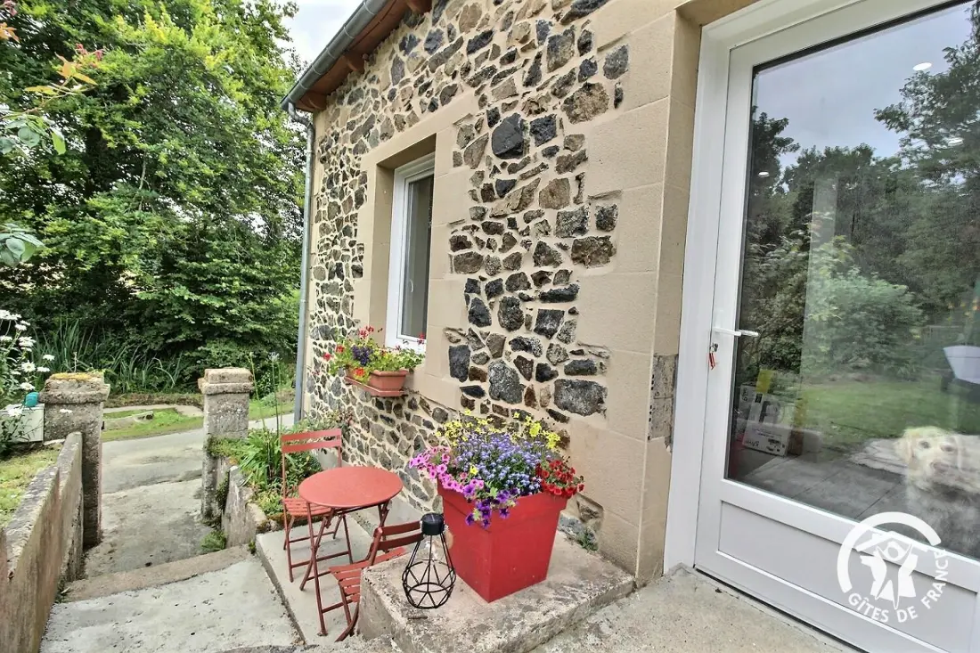 Gîte de France Onder de walnoot 2 aren