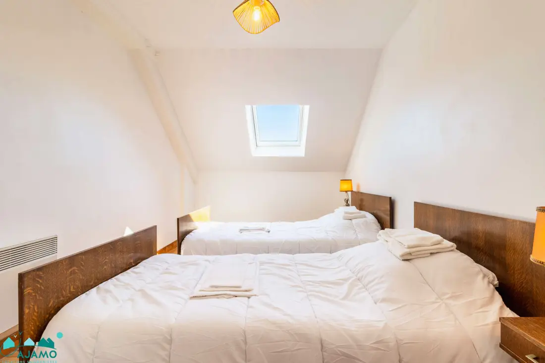 Residence 215-plural