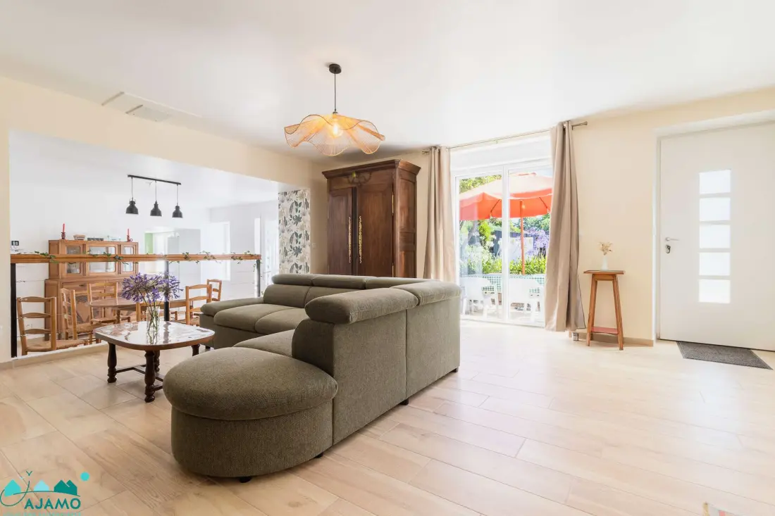 Residence 215-plural