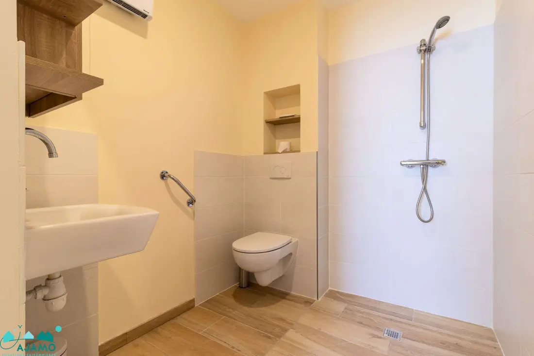 Residence 215-plural