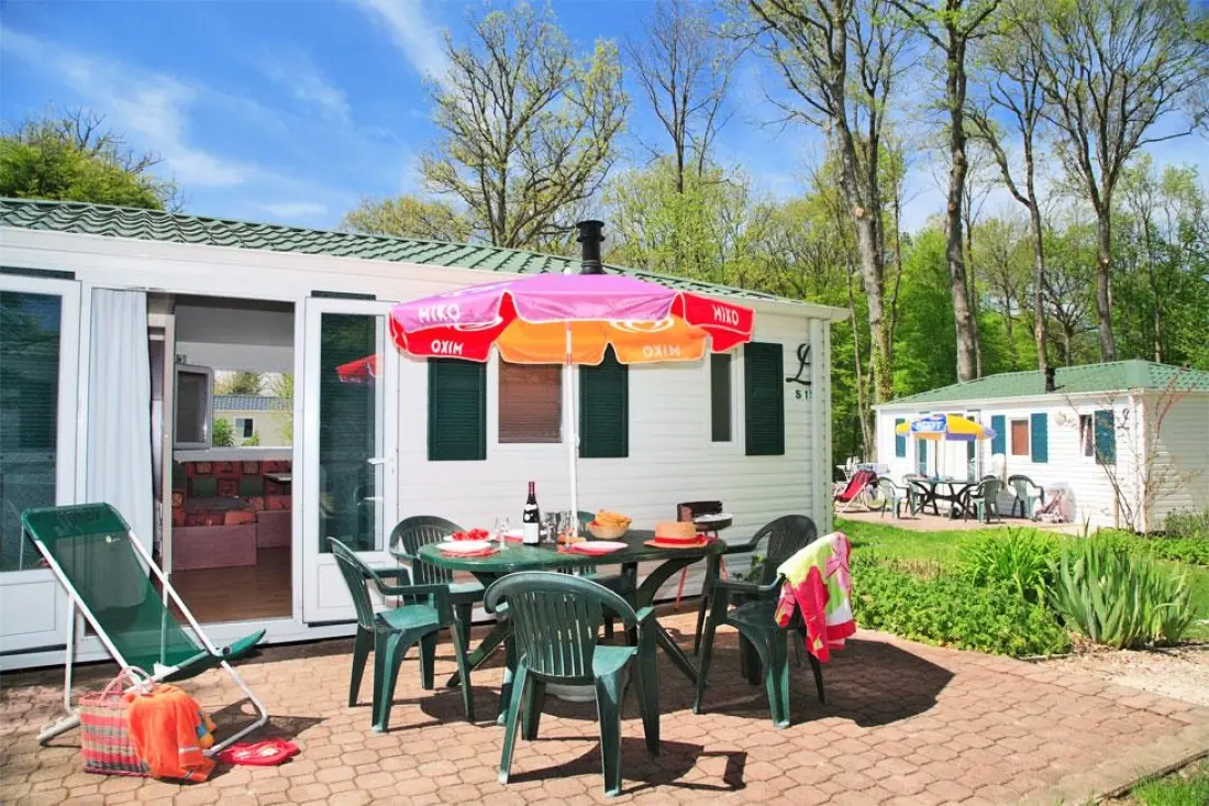 Castel Camping Les Bois du Bardelet 5 étoiles★★★★★