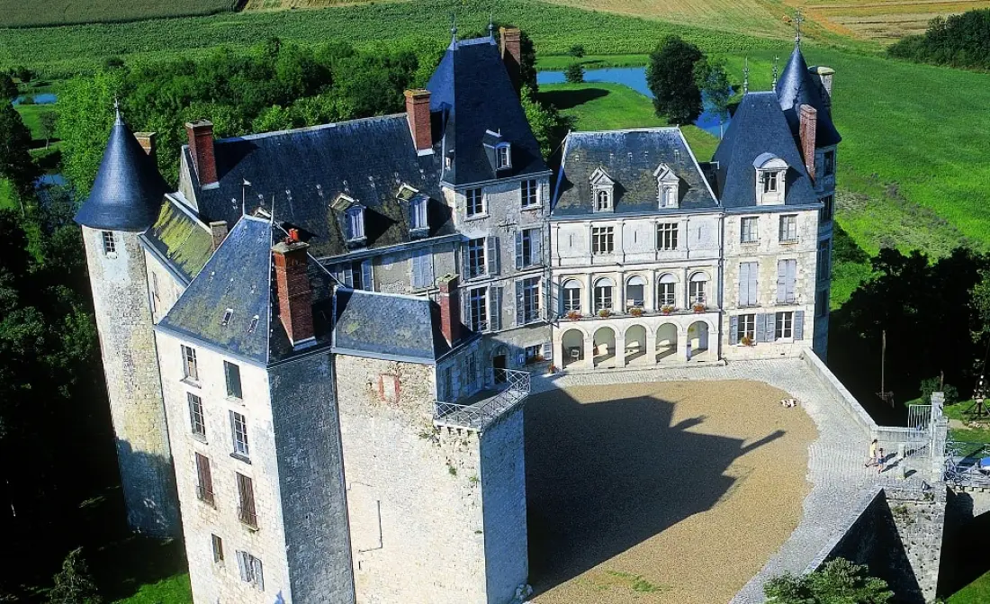 Castel Camping Les Bois du Bardelet 5 étoiles★★★★★
