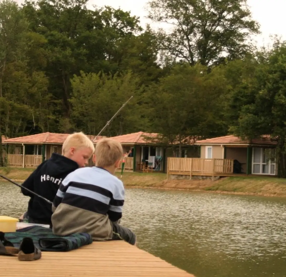 Castel Camping Les Bois du Bardelet 5 étoiles★★★★★