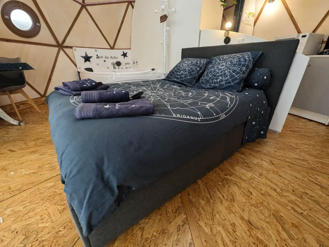 Gîte de France Dome "la vue éoilée" mit Frühstück