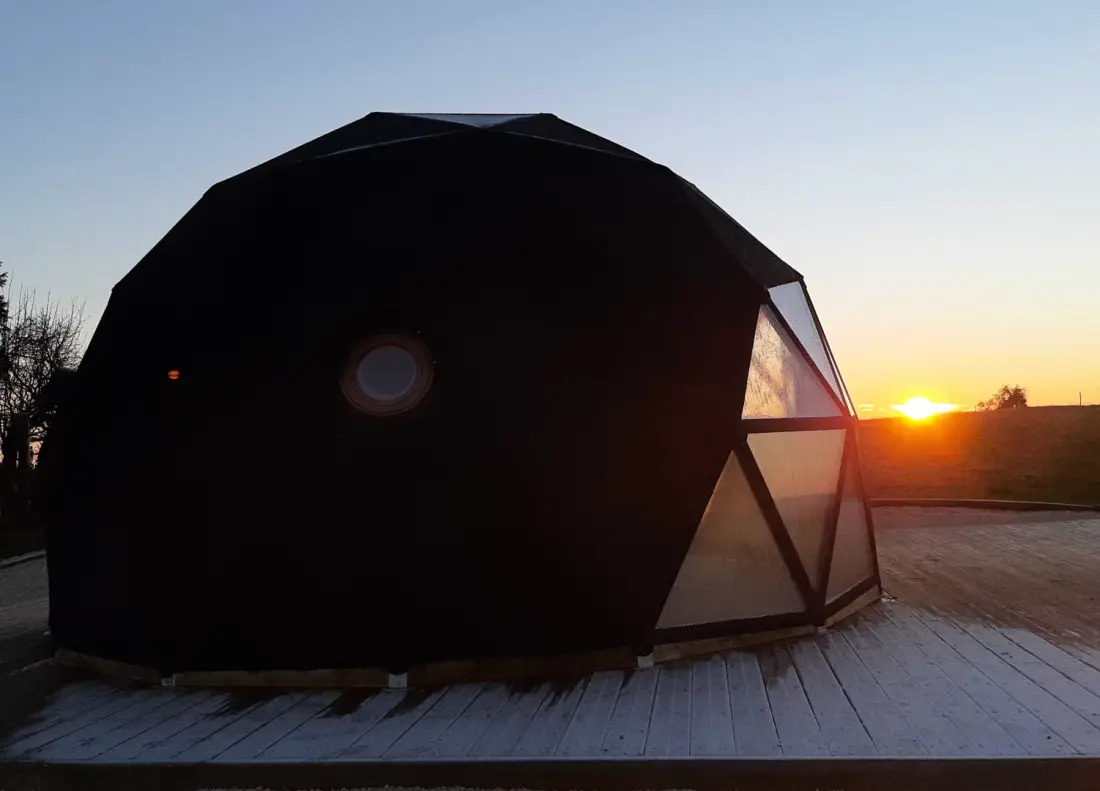 Gîte de France Dome "la vue éoilée" mit Frühstück