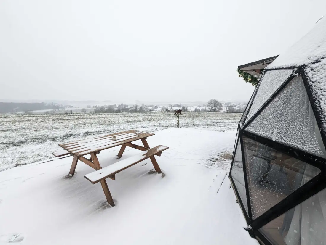 Gîte de France Dome "la vue éoilée" mit Frühstück