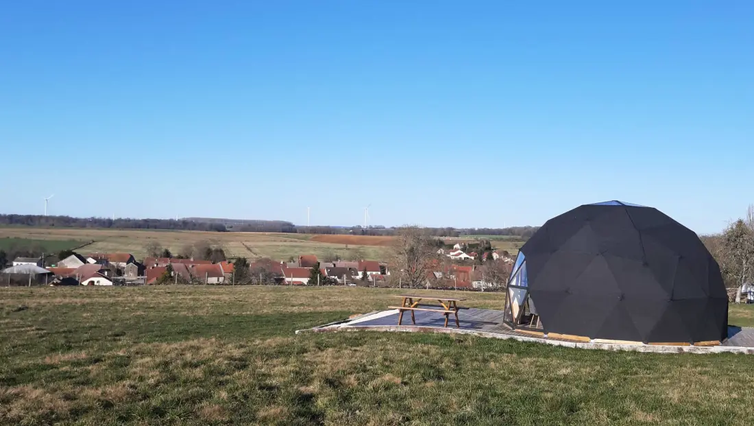 Gîte de France Dome "la vue éoilée" mit Frühstück
