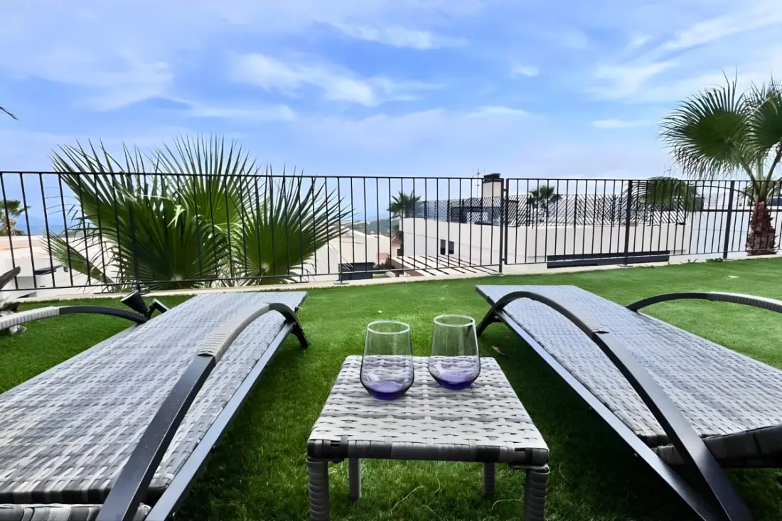Charm, Comfort and Swimming Pool in the Sun Polop!