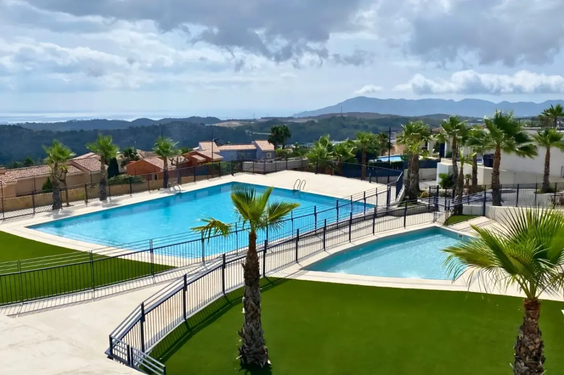 Charm, Comfort and Swimming Pool in the Sun Polop!