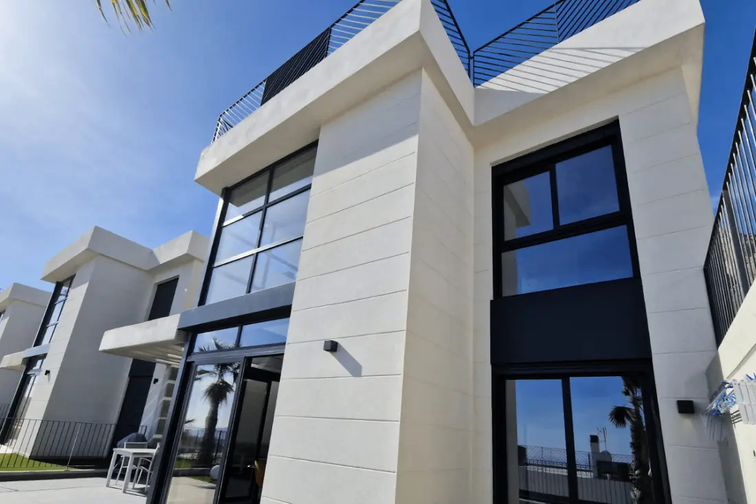 Villa Solymar a Polop Hillsben: Luxury és Comfort!