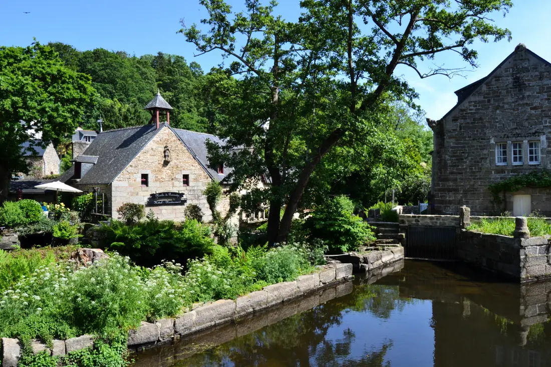 Chalets in Pont Aven