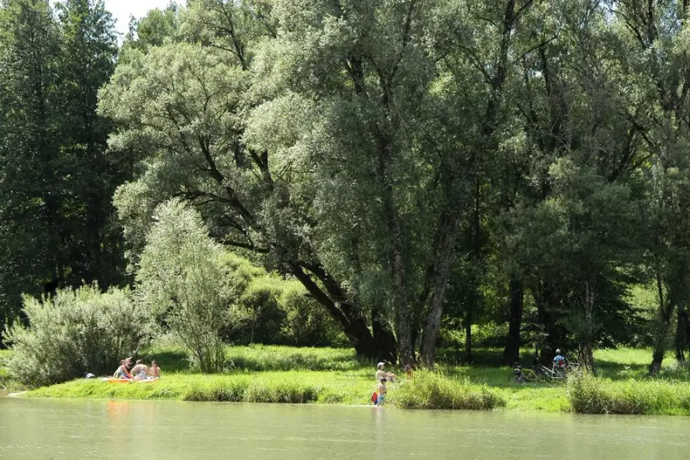 Campsite Les Fisherurs /