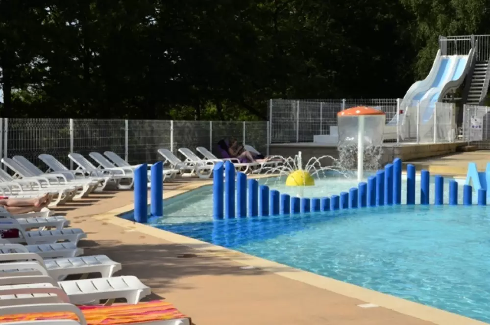 Camping Les Terrasses du Lac4 Stars★★★★