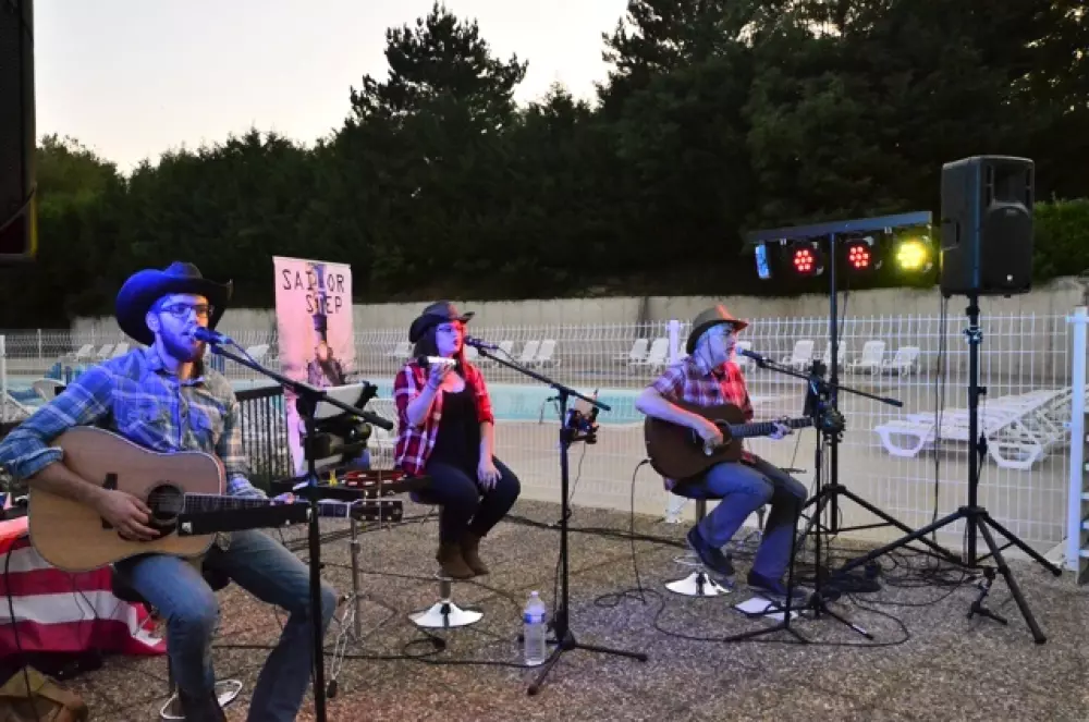 Camping Les Terrasses du Lac4 Stars★★★★