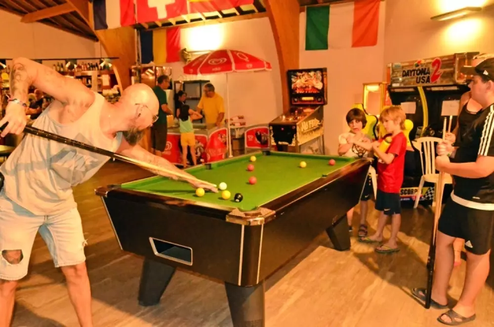 Camping Les Terrasses du Lac4 Stars★★★★