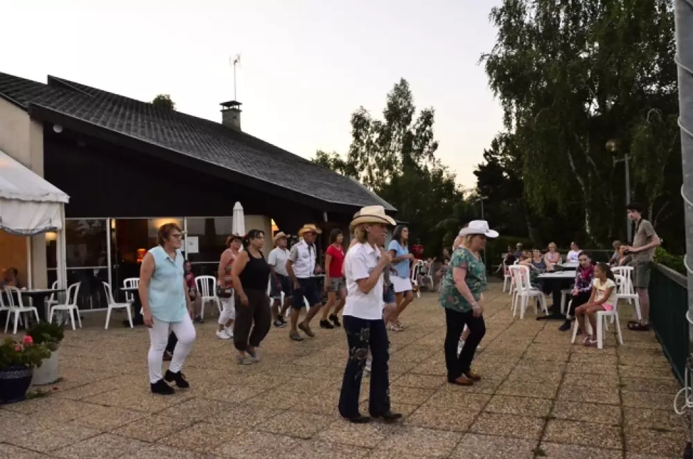 Camping Les Terrasses du Lac4 Stars★★★★