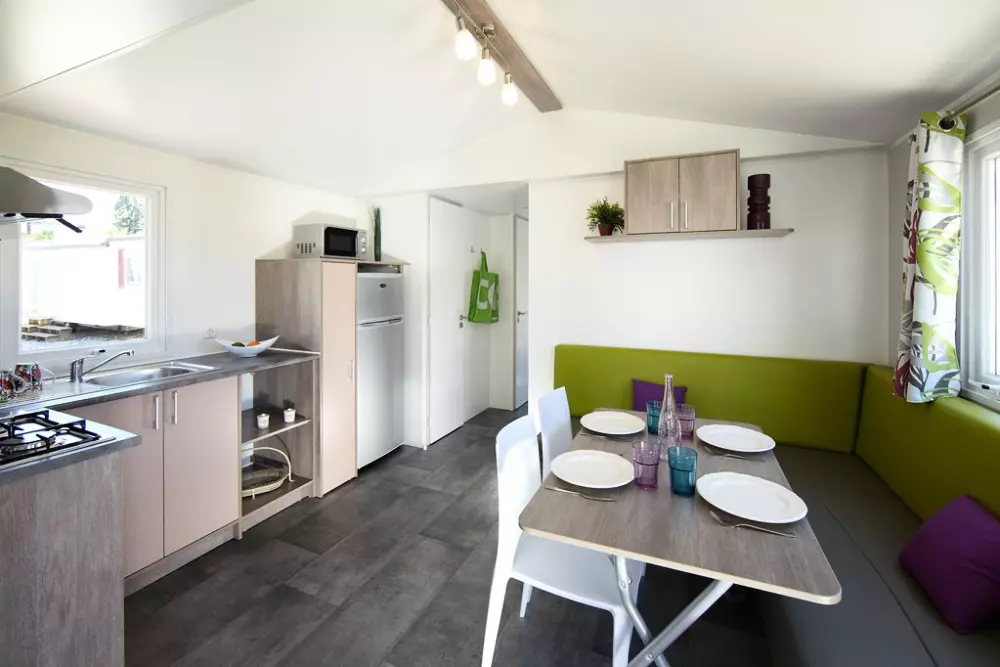 Camping Les Terrasses du Lac4 Stars★★★★