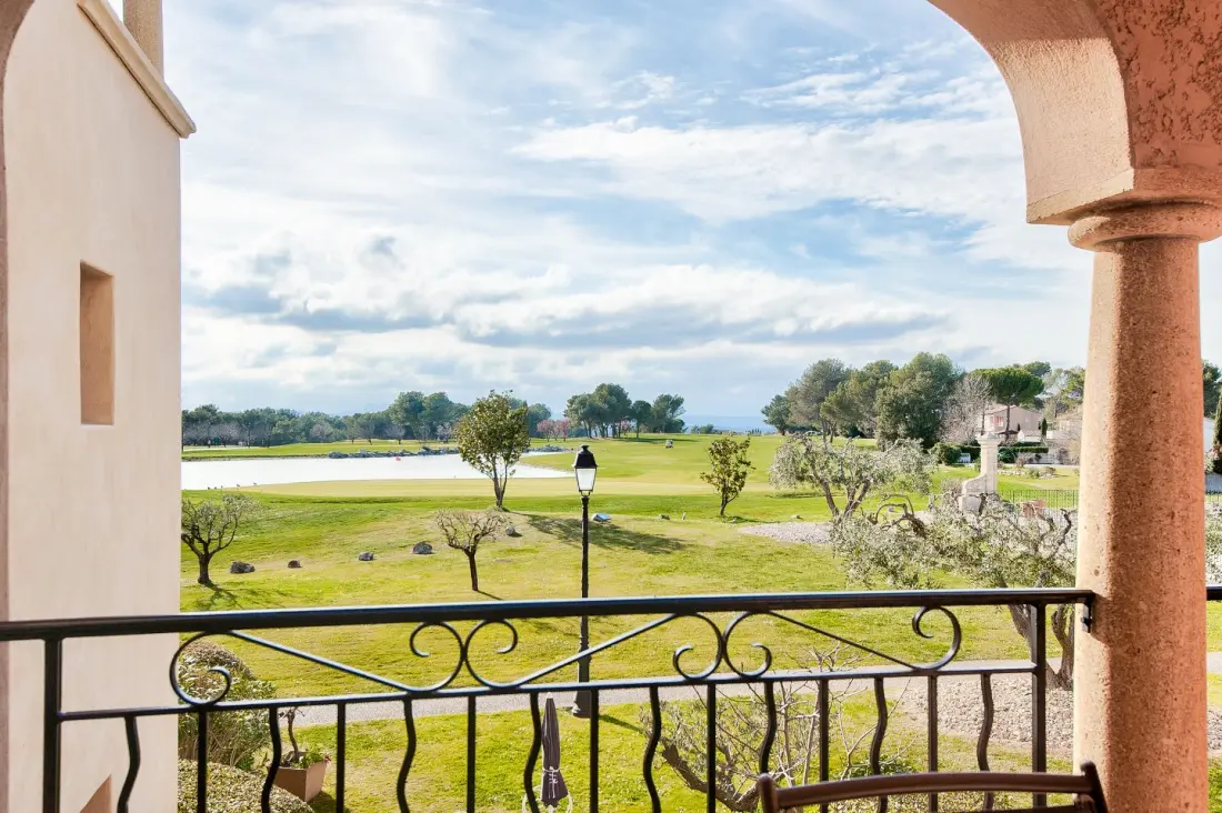 Residence Hotel du Golf de Pont Royal - maeva Home