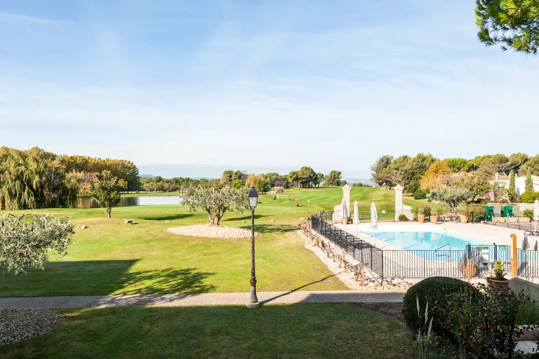 Residence Hotel du Golf de Pont Royal - maeva Home