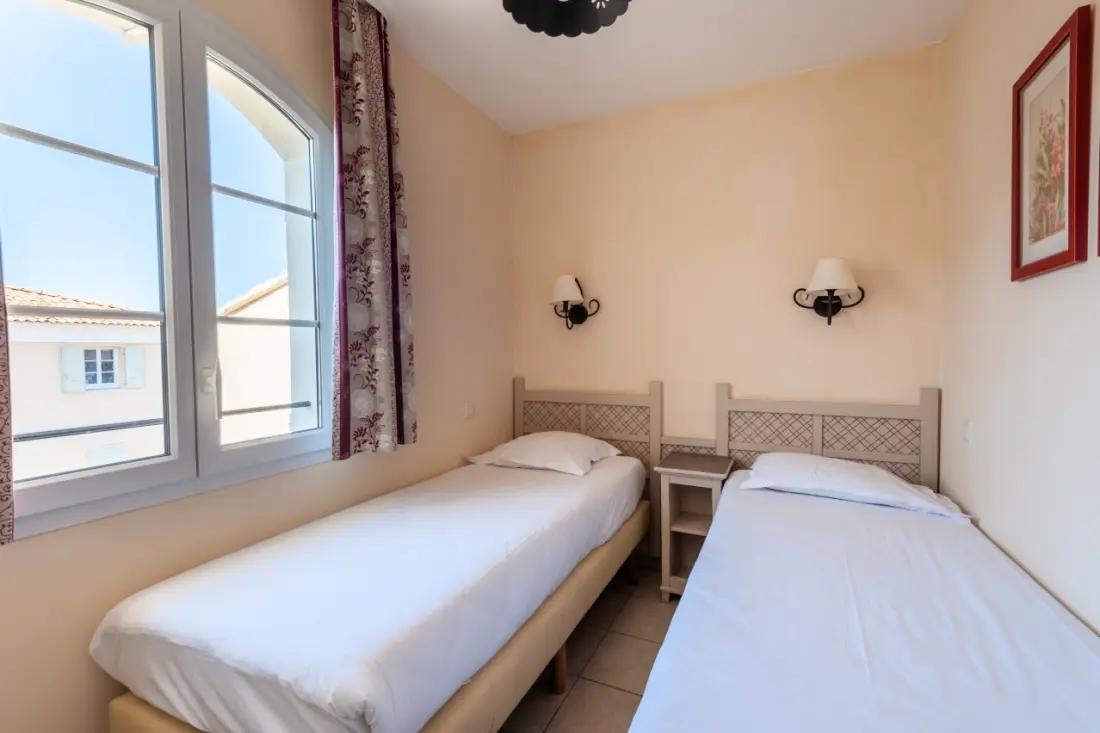 A Coteaux de Pont Royal Provence-ban - maeva Home