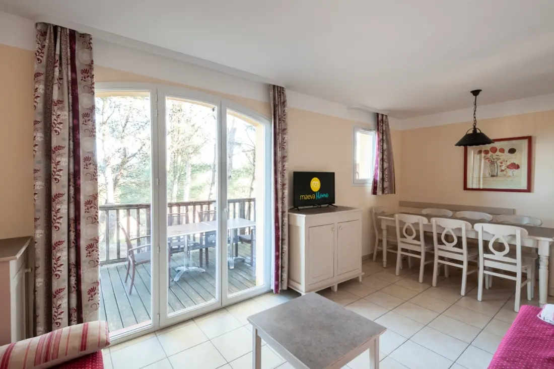 A Coteaux de Pont Royal Provence-ban - maeva Home
