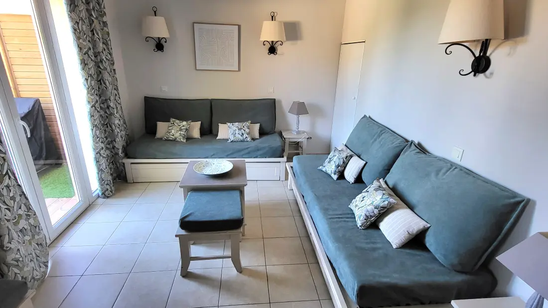 A Coteaux de Pont Royal Provence-ban - maeva Home