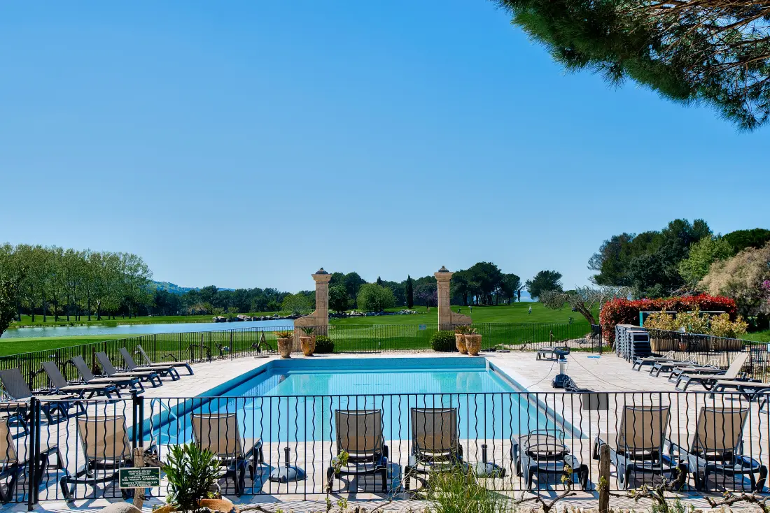 Residence Hotel du Golf de Pont Royal - maeva Home
