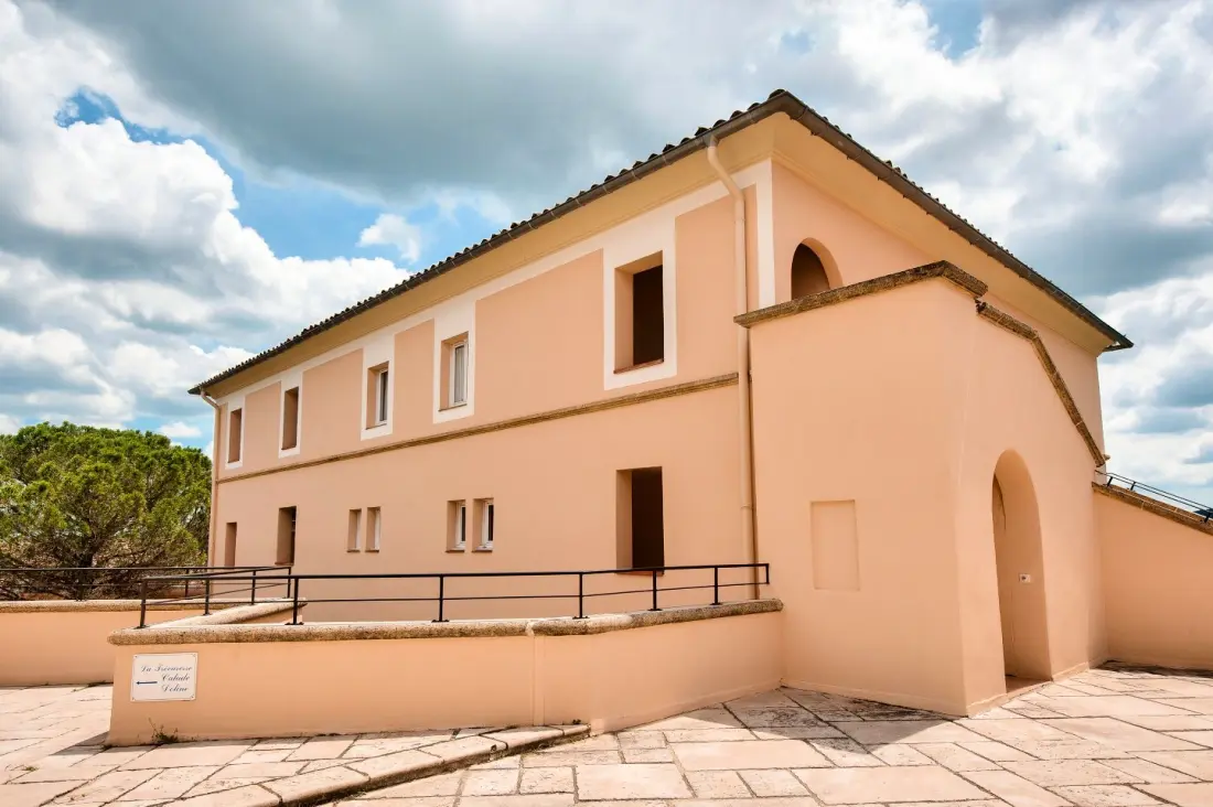 Dorf Pont Royal in der Provence - maeva Home