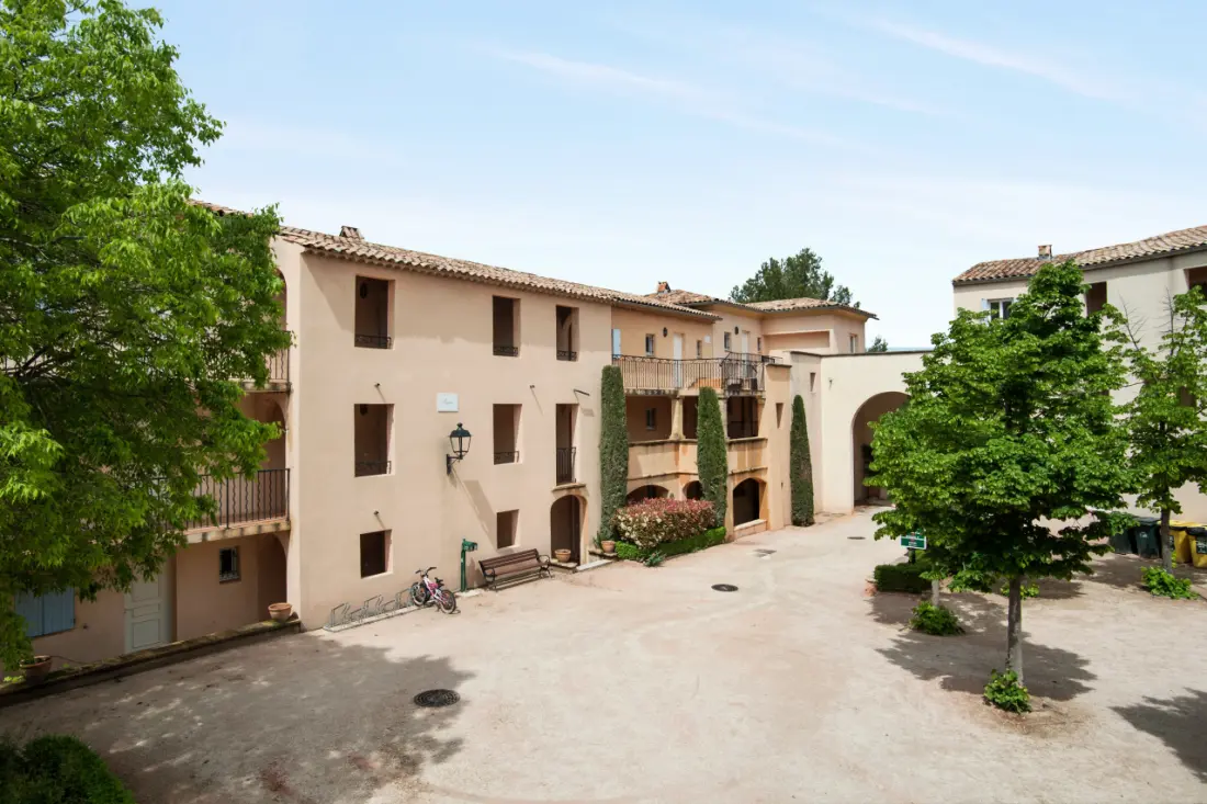 Dorf Pont Royal in der Provence - maeva Home