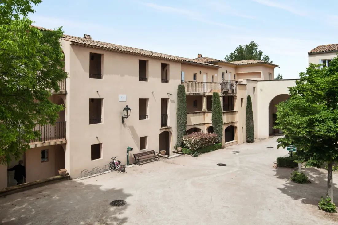 Dorf Pont Royal in der Provence - maeva Home