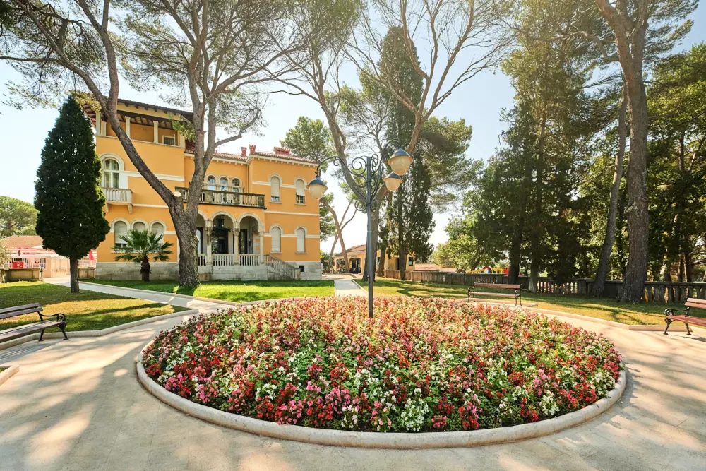 Apartman Bellevue Plava Laguna Útvonalterv