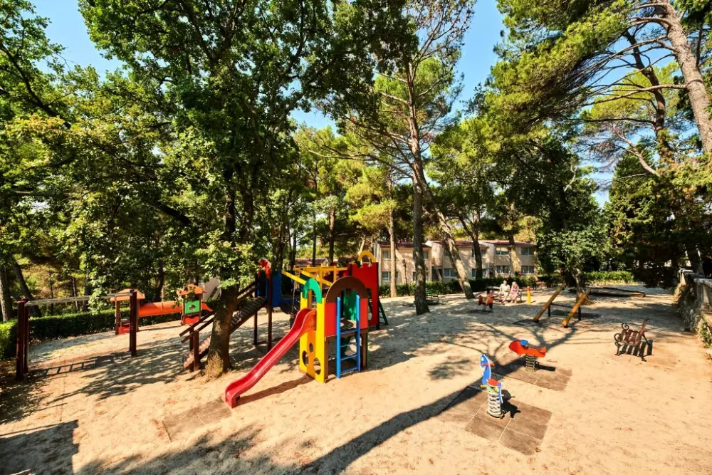 Apartman Bellevue Plava Laguna Útvonalterv