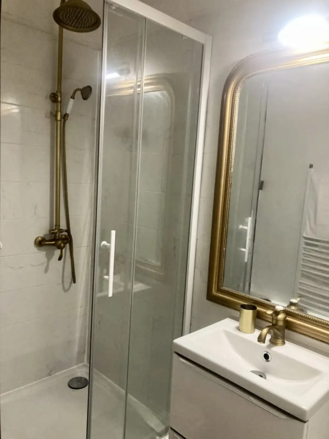 Apartman parkolóval a belvárosban