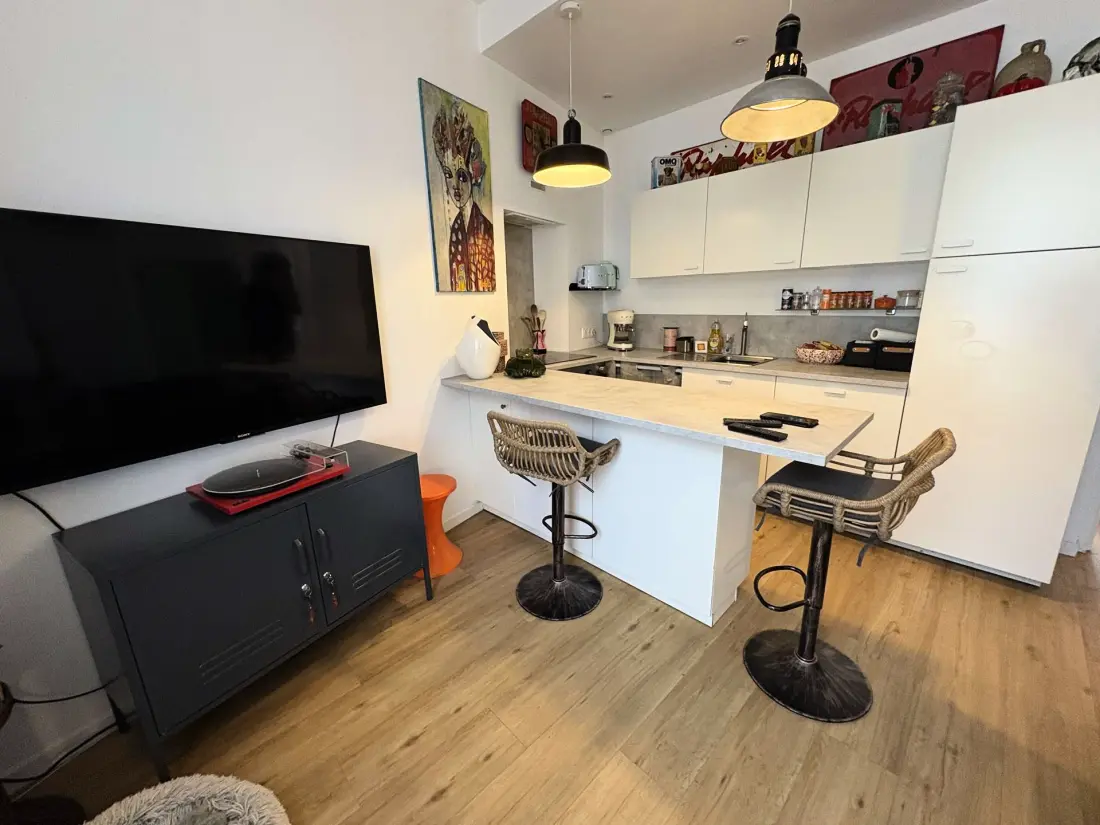 Residence Fou-92-pornohet
